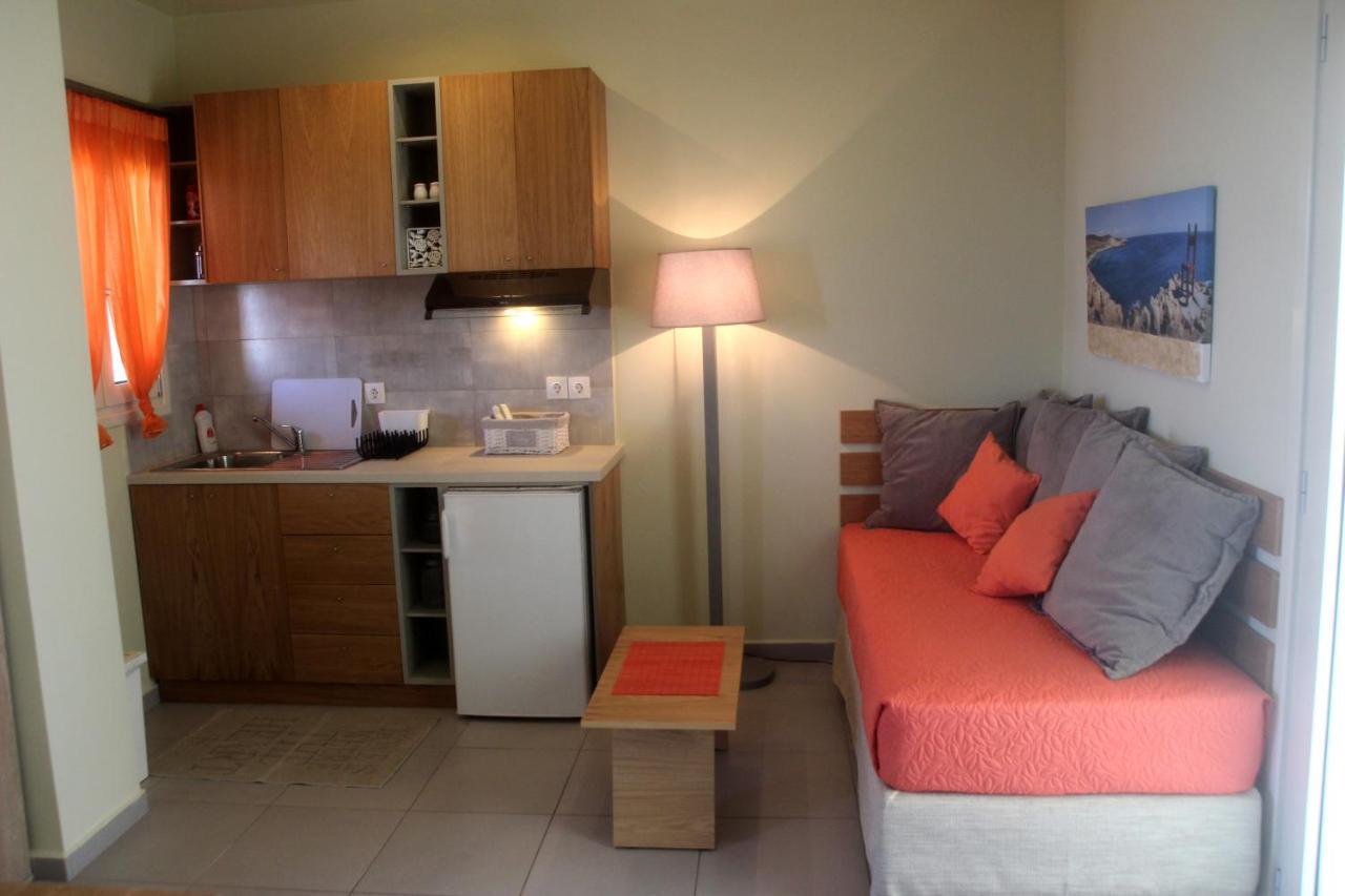 Effi Apartments Platanés الغرفة الصورة